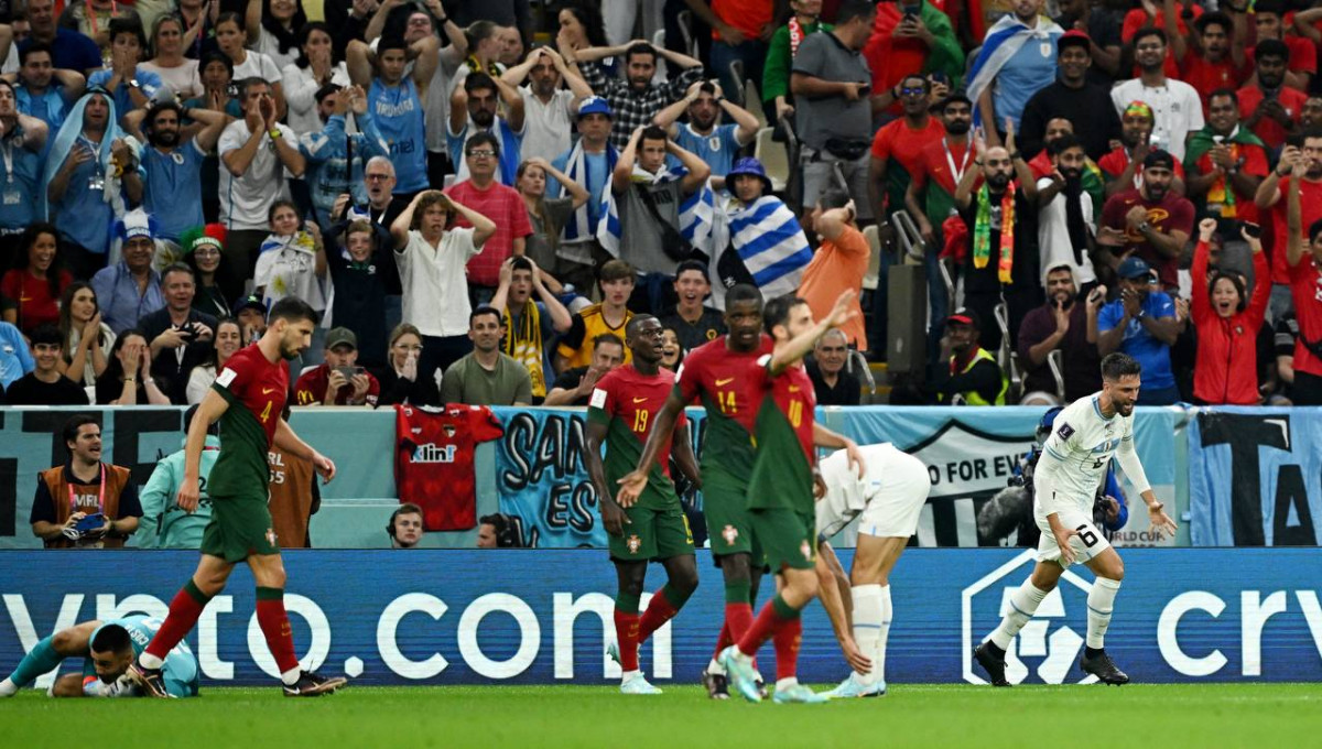 އުރުގުއޭ އަދި ޕޯޗުގަލް ކުޅުނު މެޗުގެ ތެރެއިން - ފޮޓޯ: ރޮއިޓާސް 