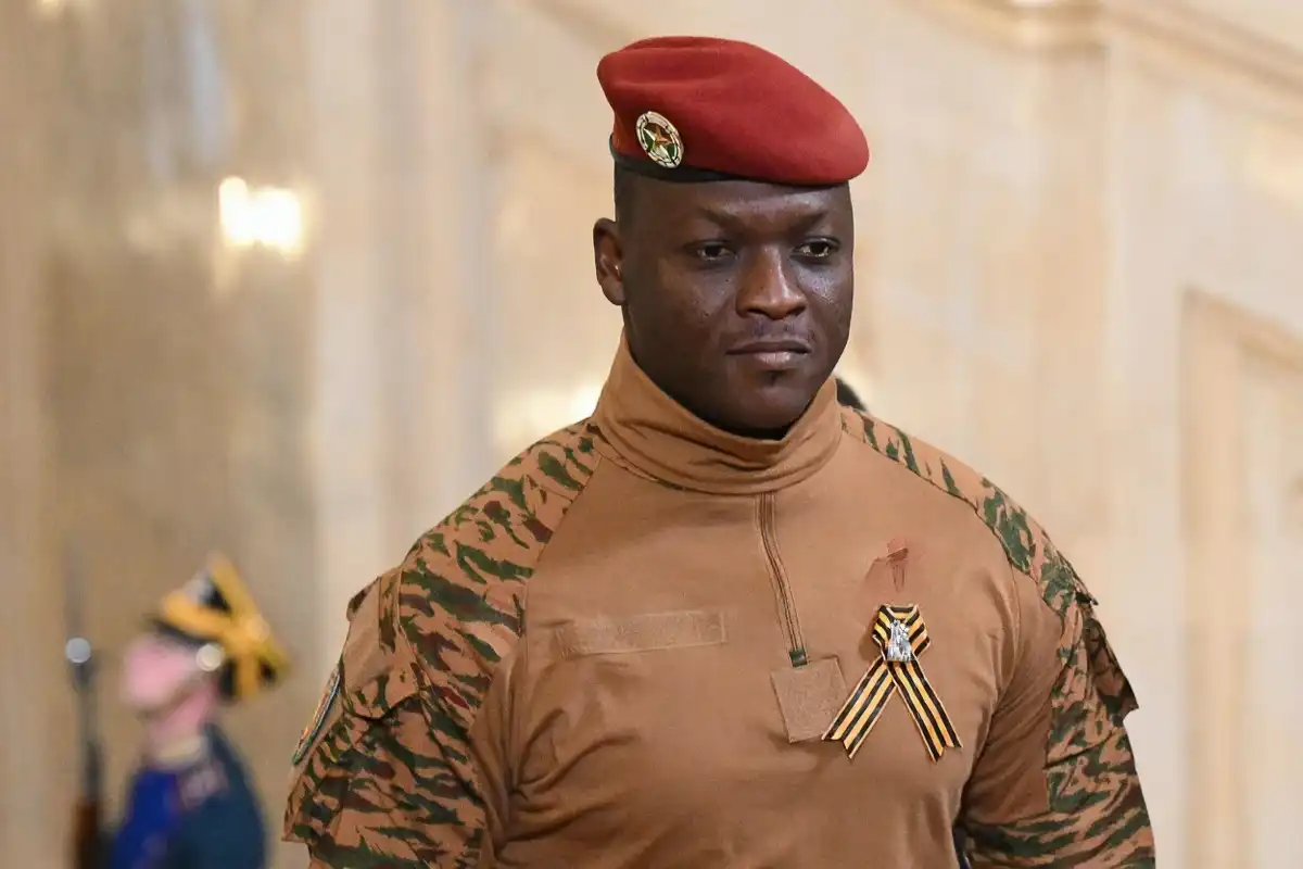 ބުރްކިނާ ފާސޯގެ ރައީސް އިބްރާހިމް ޓްރައޮރޭ ރައީސް