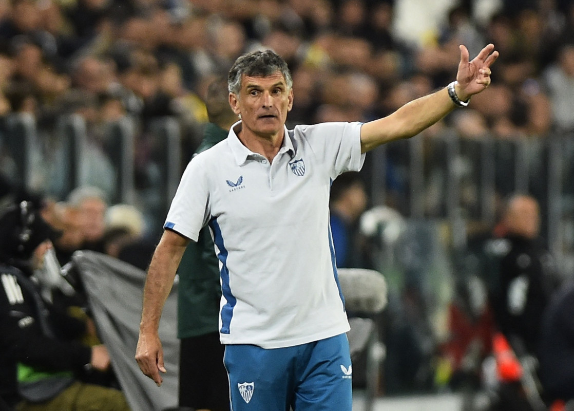 ސެވިއްޔާގެ ކޯޗު މެންޑިލިބާ