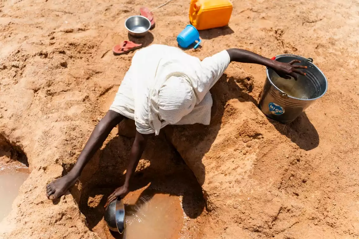 ފަރުޗަނާ ރެފިއުޖީ އާބާދު ގައި ފެނު ގެ ޑިމާންޑް ވަނީ ވަރަށް ބޮޑަށް އިތުރު ވެފައި - ފޮޓޯ: ޔޫއެންއެޗުއާރުސީ