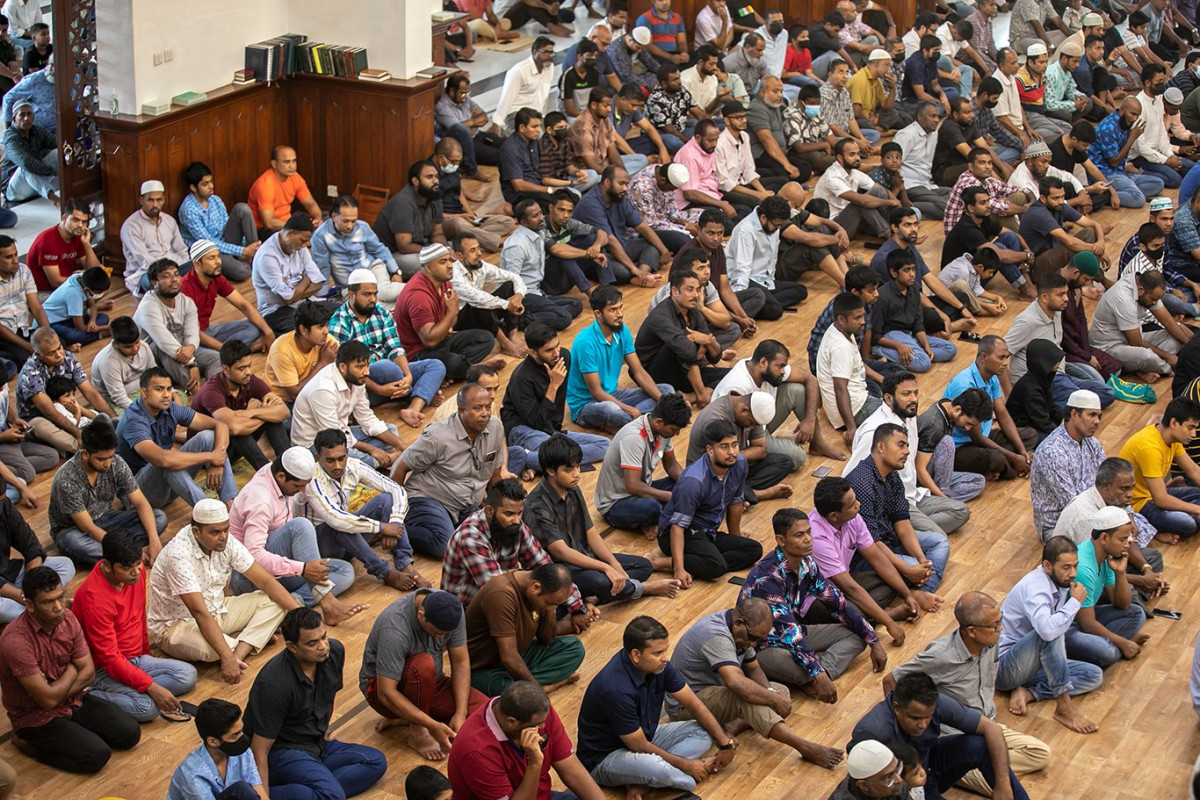 ހުކުރު ޚުތުބާ އަޑު އަހަނީ