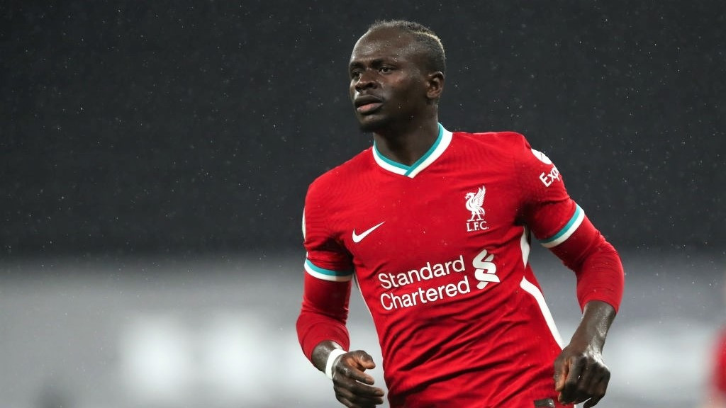 ލިވަޕޫލަށް ކުޅެމުން އަންނަ ސެނެގާލުގެ ފޯވާޑް ސަޑިއޯ މާނޭ