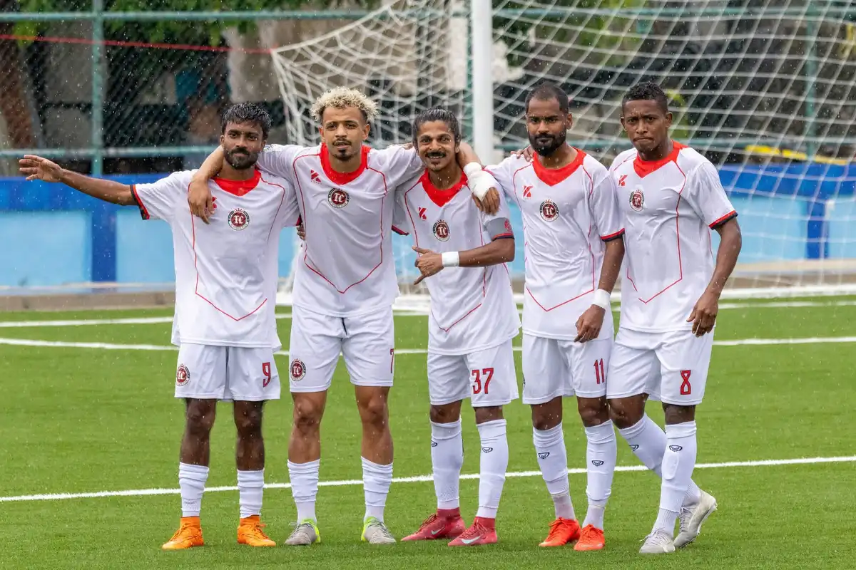 މެޗުގައި ލަނޑު ޖެހުމަށް ފަހު ޓީސީގެ ކުޅުންތެރިން އުފާ ފާޅުކުރަނީ