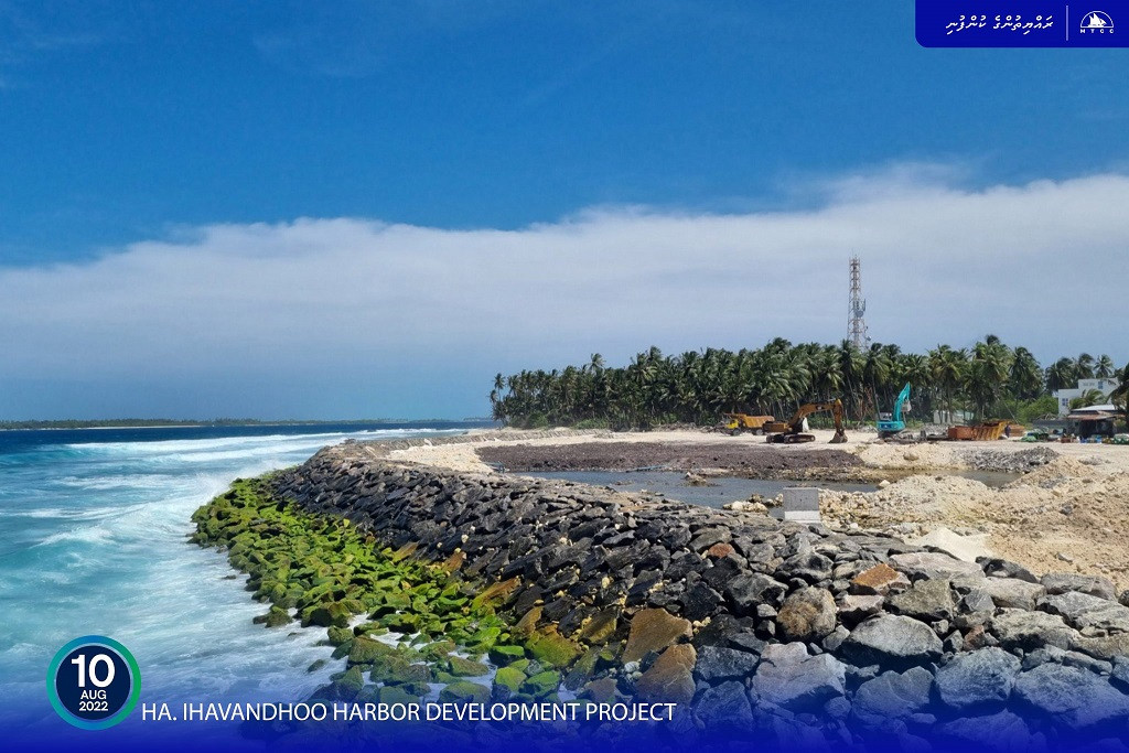 Design and build of HA. Ihavandhoo harbor proceeding well