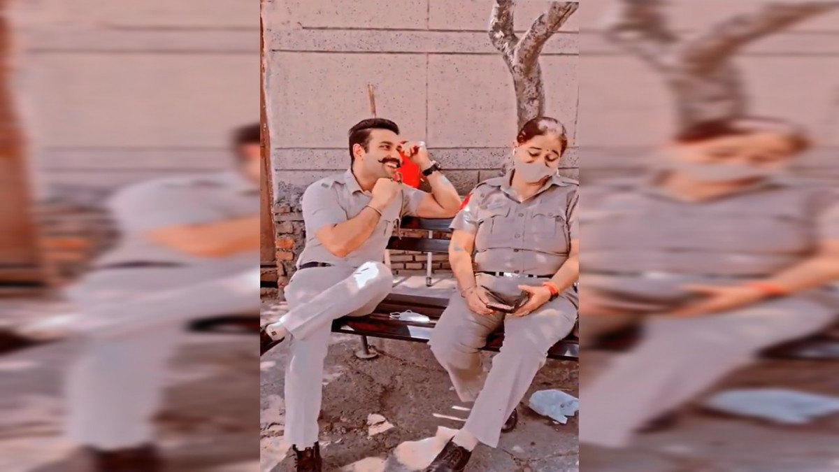 ޑިއުޓީގައި ތިބެ ލަވަކުޅުނު ދެ ފުލުހުން