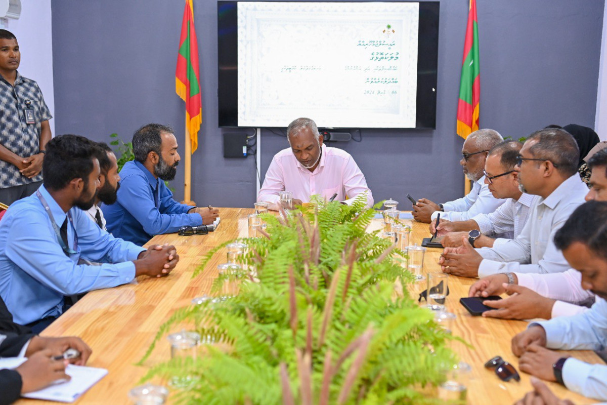 The president met members of M. Veyvah council and WDC on Wednesday