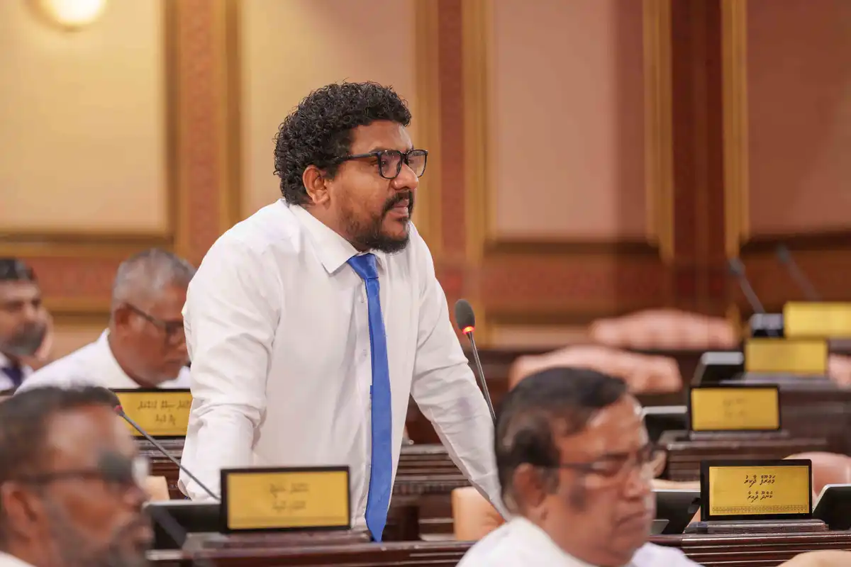 ކެންދޫ ދާއިރާގެ މެންބަރު މައުރޫފު ޒާކިރު.