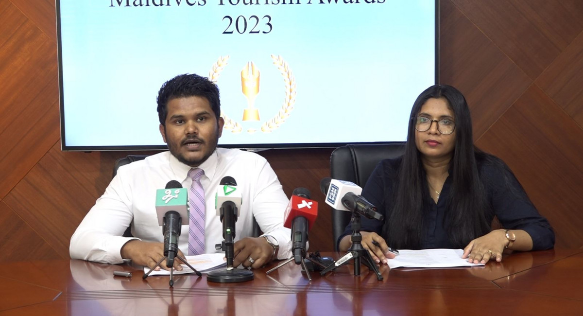 ޓޫރިޒަމް މިނިސްޓްރީން ބޭއްވި ނޫސްވެރިންގެ ބައްދަލުވުމުގެ ތެރެއިން