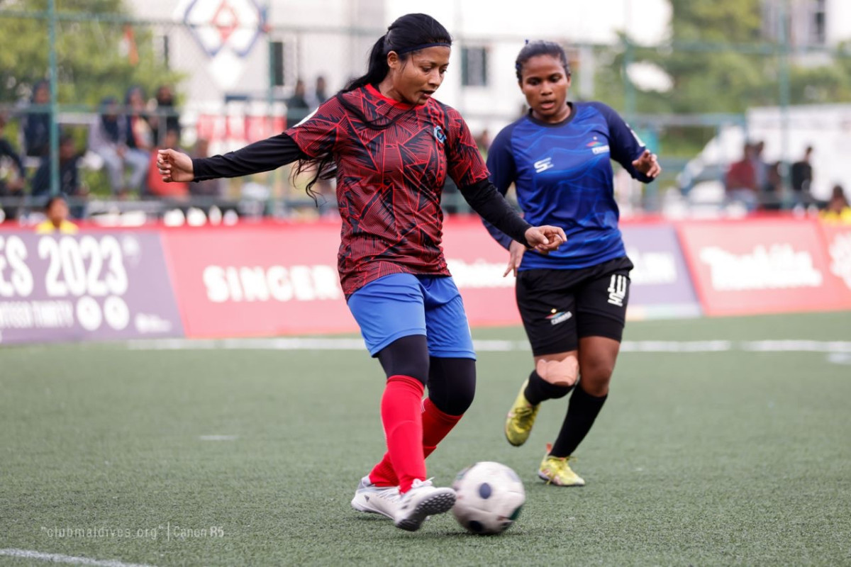 ފެނަކައާއު ޕޮލިސް ކްލަބް ވާދަކުރި މެޗުގެ ތެރެއިން: ފޮޓޯ-ކްލަބް މޯލްޑިވްސް