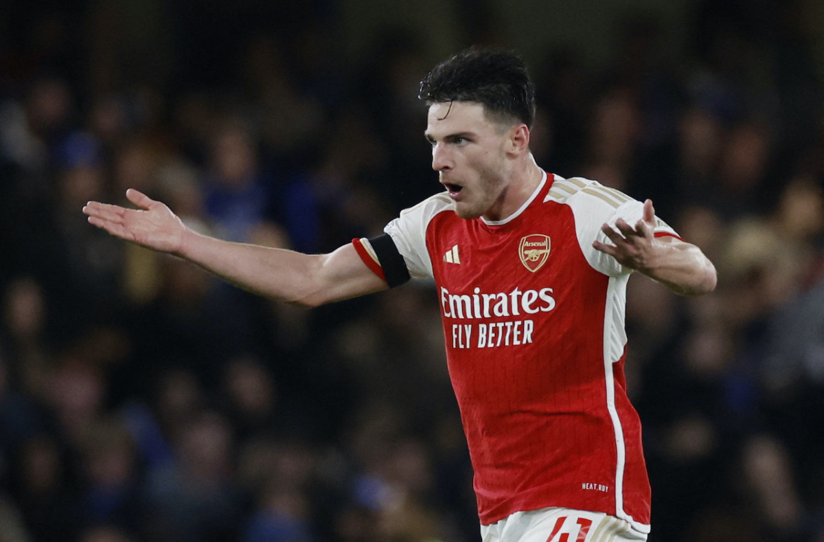 ރައިސް އާސެނަލްގެ ފުރަތަމަ ލަނޑު ޖެހުމަށްފަހު: ފޮޓޯ-ރޮއިޓަރސް