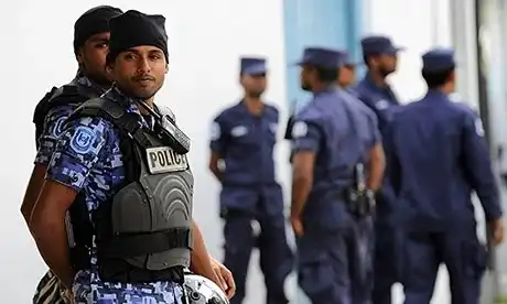 ފުލުސް އޮޕަރޭޝަނެއްގައި ދިވެހި ފުލުހުން ހަރަކާތްތެރިވަނީ