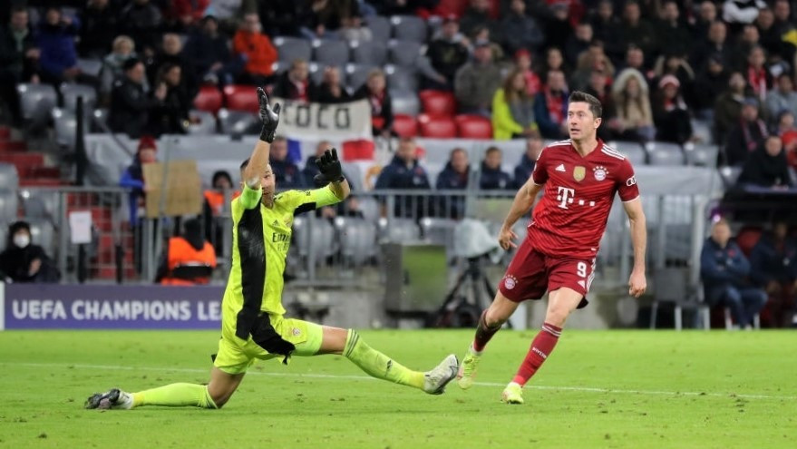 ބަޔާނާއި ބެންފީކާ ބައްދަލުކުރި މެޗުގެ ތެރެއިން