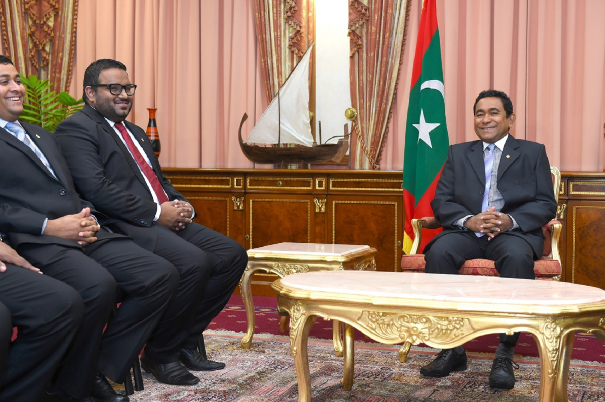 ރައީސް ޔާމީން، އަދީބު ނައިބްރައީސް ކަމަށް އައްޔަނު ކުރެއްވި ދުވަހު