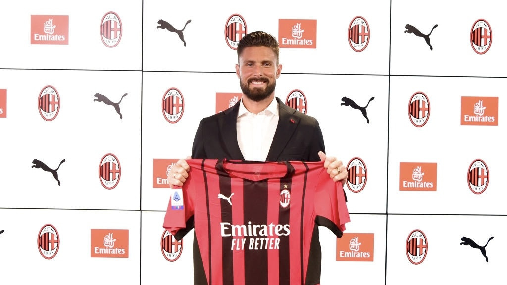 މިލާނާ ގުޅުނު ފްރާންސްގެ ފޯވާޑް އޮލިވިއޭ ޖިރޫޑް