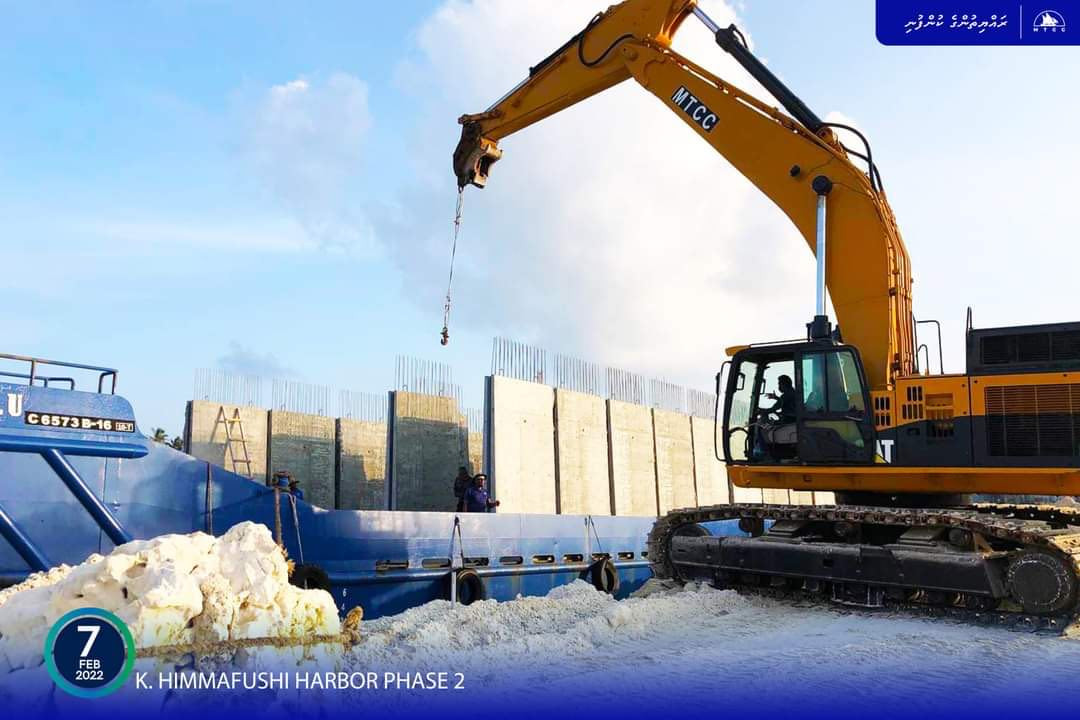 ހިންމަފުށީ ބަނދަރު މަސައްކަތް ކުރިއަށްދަނީ