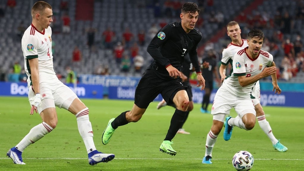 ޖަރުމަނާއި ހަންގޭރީ ބައްދަލުކުރި މެޗުގެ ތެރެއިން - ފޮޓޯ: ގެޓީ އިމޭޖަސް 