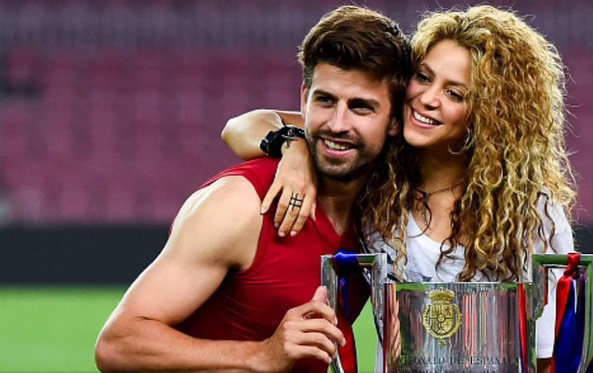 ޝަކީރާއާ ޕީކޭ ލޯބީގެ ގޮތުން ގުޅިގެން 11 އަހަރު އުޅުނު