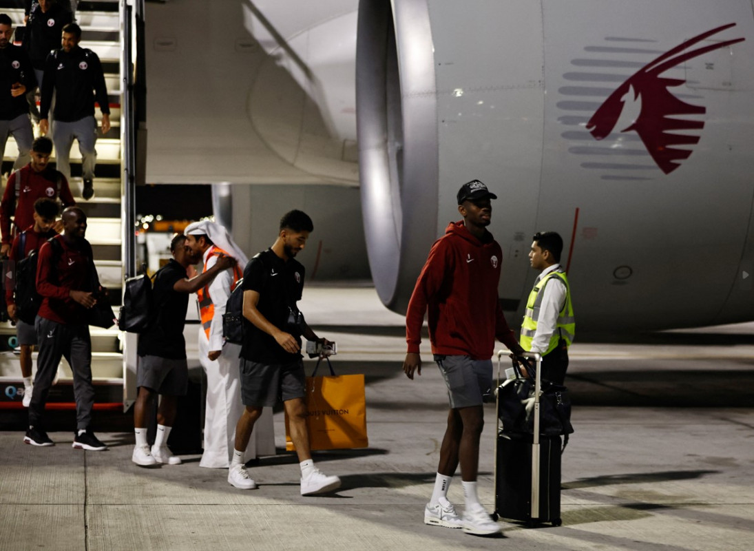 ފީފާ ވޯލްޑް ކަޕް - ގަތަރު ޓީމު ދޯހާއަށް ދަތުރުކުރުން