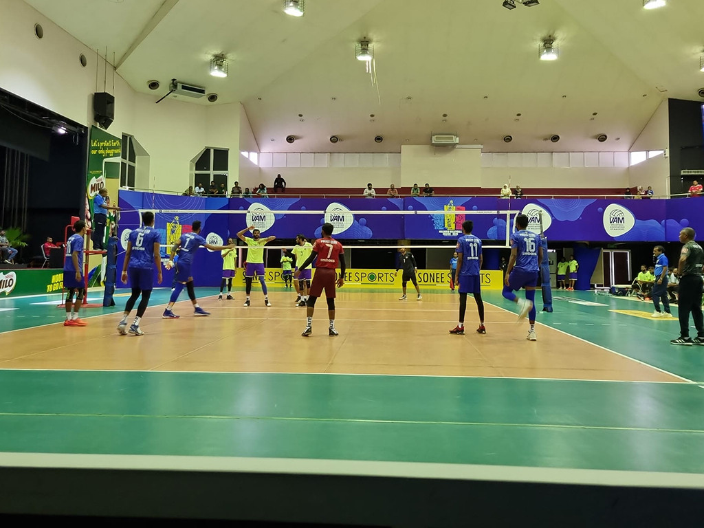 ވެމްކޯއާއި ޕޮލިސް ކްލަބް ވާދަކުރި މެޗުގެ ތެރެއިން