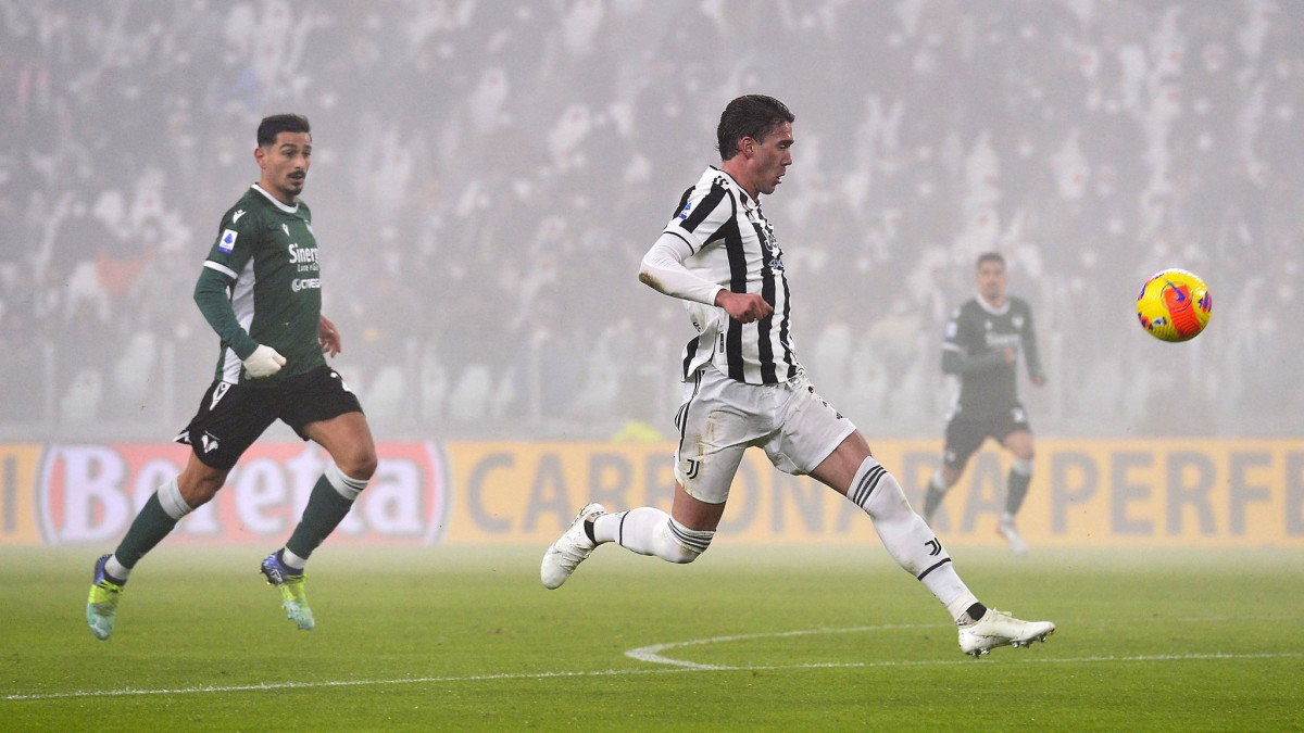 ޔުވެންޓަސް އާއި ވެރޯނާ ބައްދަލުކުރި މެޗުގެ ތެރެއިން