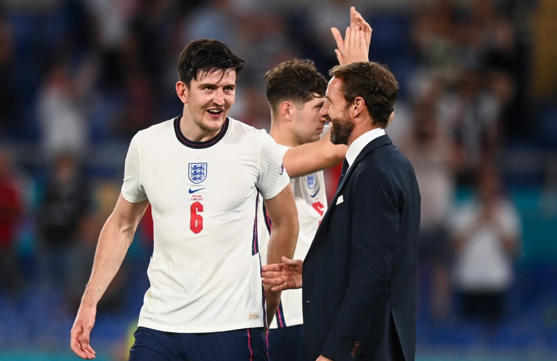 އިންގްލެންޑުގެ ކޯޗު ސައުތުގޭޓް އަދި ޑިފެންޑަރު މެގުއާ