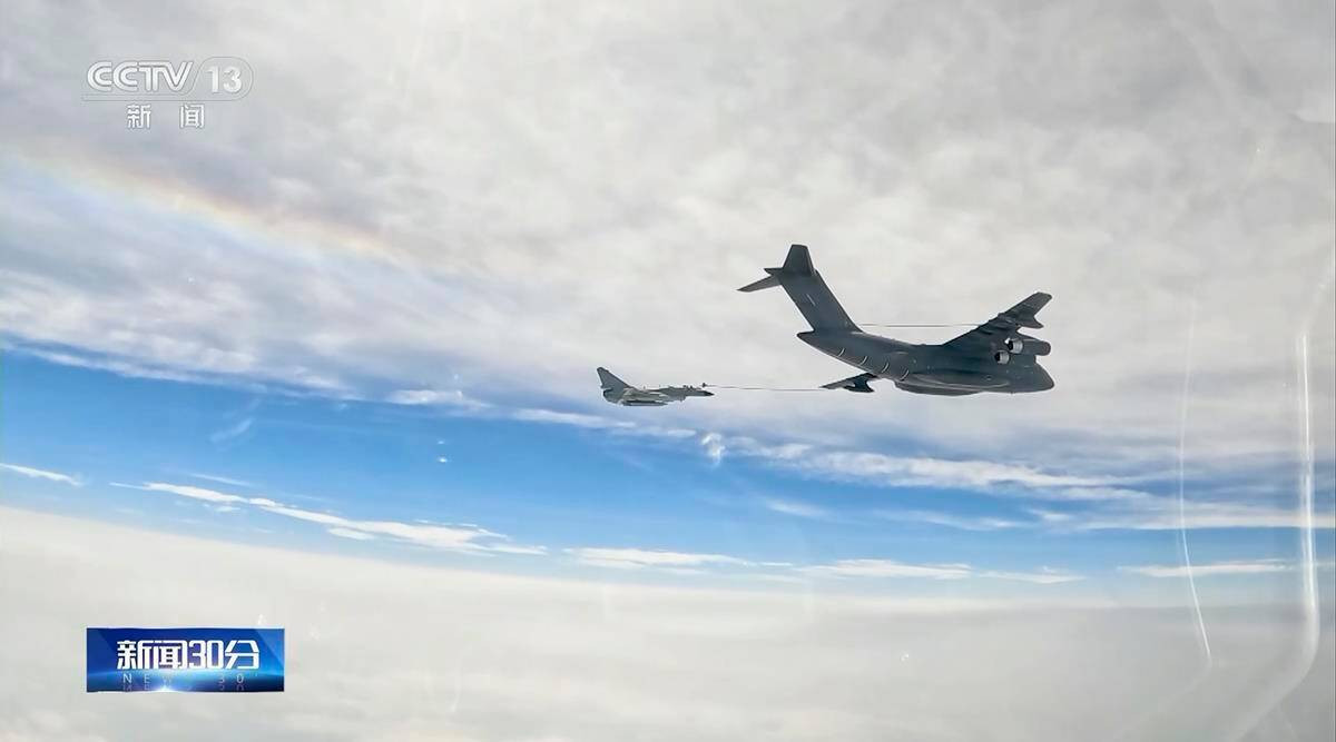 ޗައިނާގެ އަސްކަރީ މަތިންދާ ބޯޓުތަކެއް