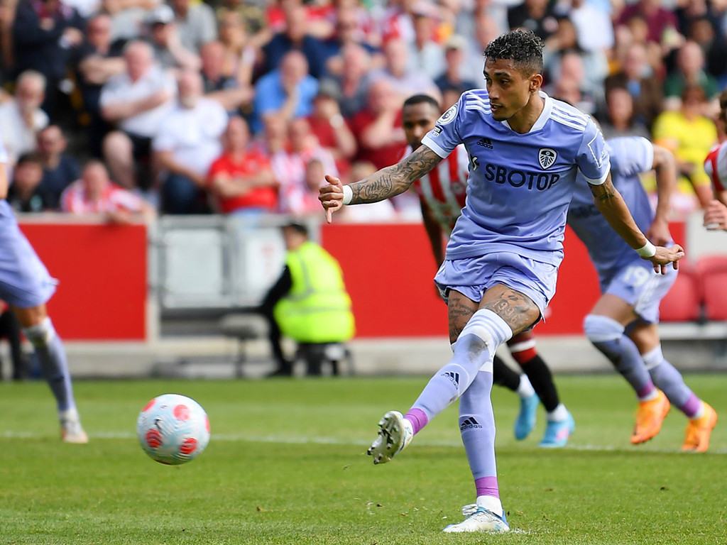 ލީޑްސްއިން ލީގުގައި ދެމިއޮތީ ފަހު މެޗު ކާމިޔާބުކޮށްގެން: ފޮޓޯ-ލީޑްސް ޔުނައިޓެޑް