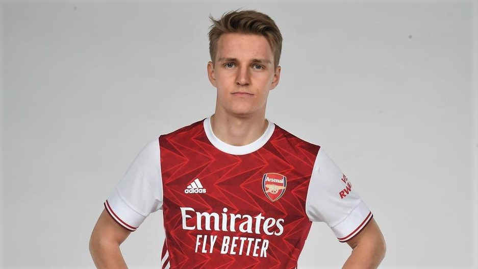 އާސެނަލާ ގުޅުނު ނޯވޭގެ ޒުވާން މިޑްފީލްޑަރު މާޓިން އޮޑެގާޑް