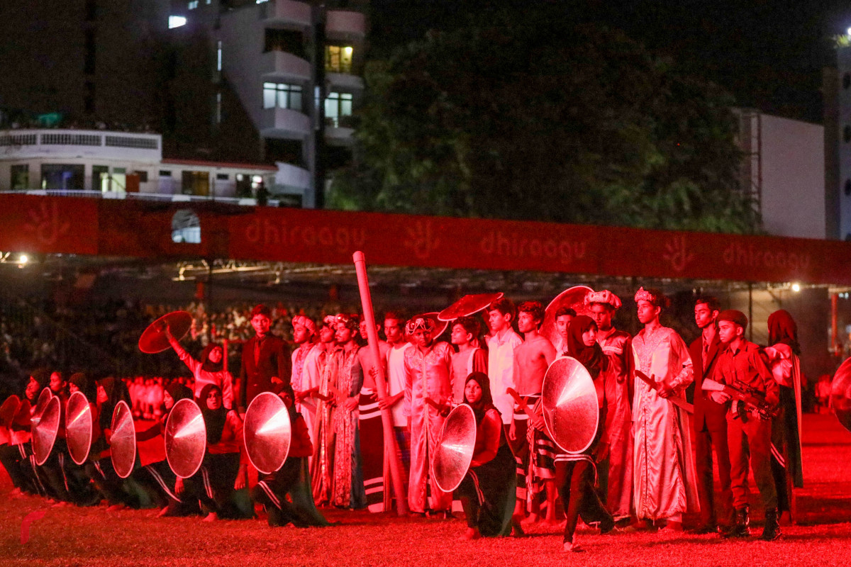 26 ޖުލައި 2019 --މިނިވަން ދުވަހުގެ ރަސްމީ ޕެރޭޑުގެ ހަރަކާތްތައް، ގަލޮޅު ދަނޑުގައި ބޭއްވި ޕެރޭޑް ޝަރަފްވެރި ކޮށްދެއްވީ ރައީސުލް ޖުމްހޫރިއްޔާ އިބްރާހިމް މުހައްމަދު ސޯލިހް-- ފޮޓޯ: ޝުއައިބް މުހައްމަދު