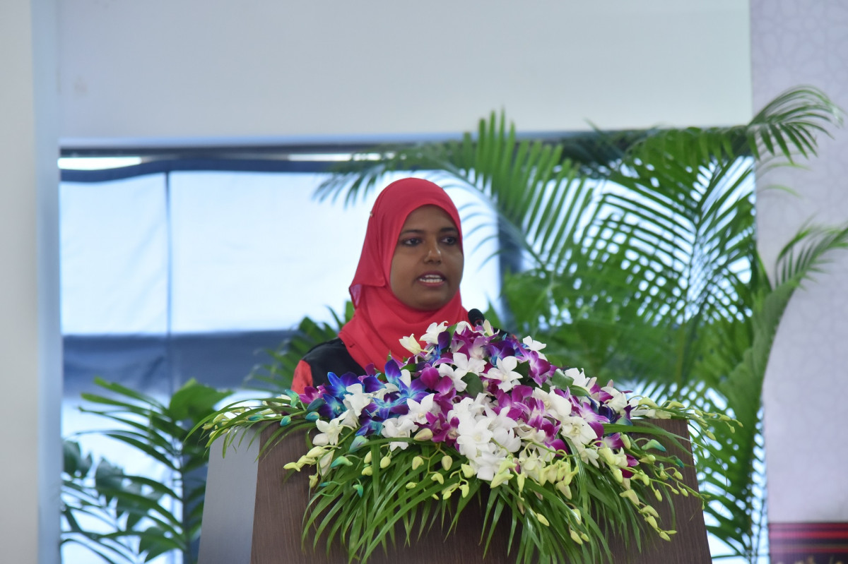 ޖެންޑަރ މިނިސްޓަރ ޝިދާތާ ވާހަކަދައްކަވަނީ