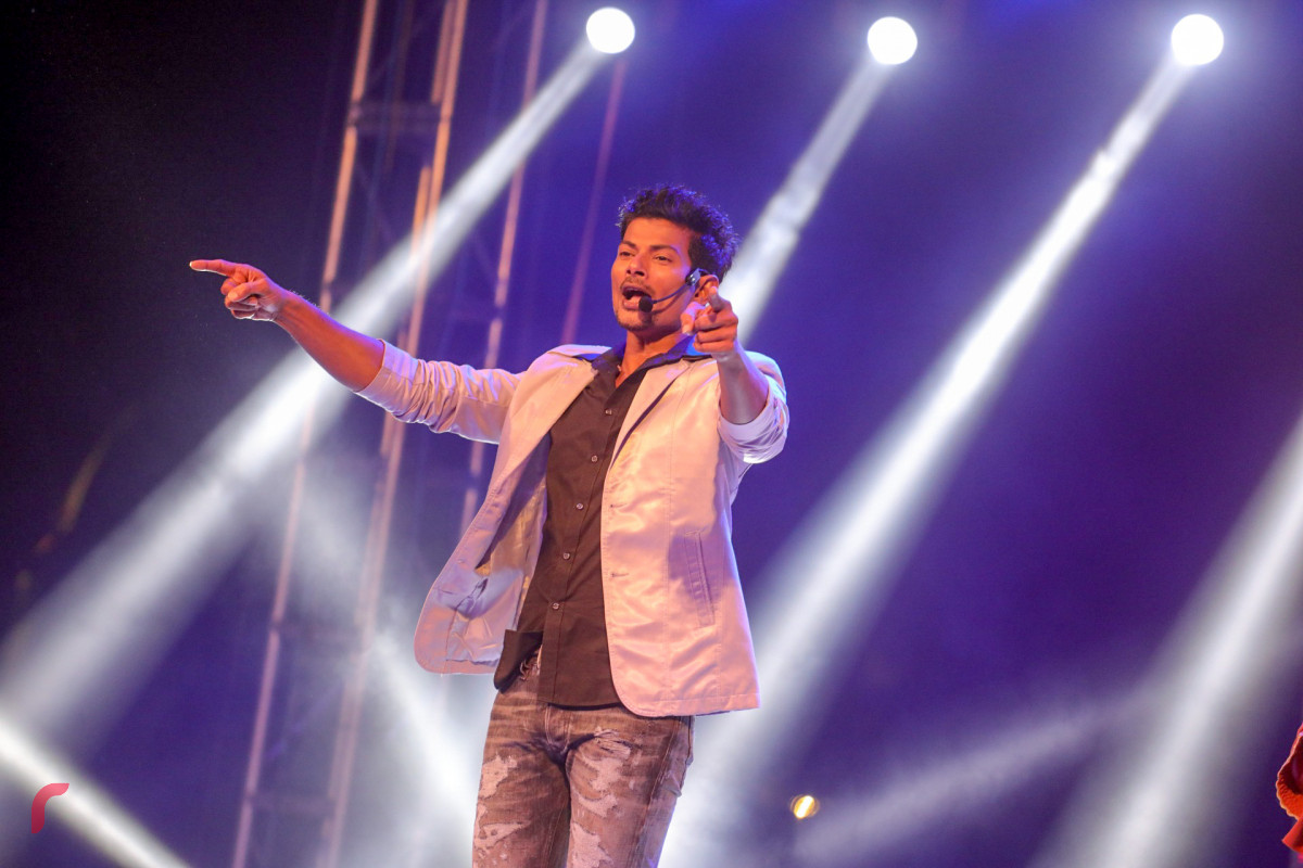 13 އޮގަސްޓް 2019 | ހއ. ހޯރަފުށި -- ހާއުފާ އީދު ޝޯވގެ 3 ވަނަރޭ. މި ޝޯވގައި ގްރެވިޓީ ބޭންޑްގެ އިތުރުން ހޯރަފުށީގެ ޒުވާނުންގެ ހަރަކާތްތައް ފެނިގެން ގޮސްފައިވޭ -- ފޮޓޯ: ޝުއައިބް މުހައްމަދު