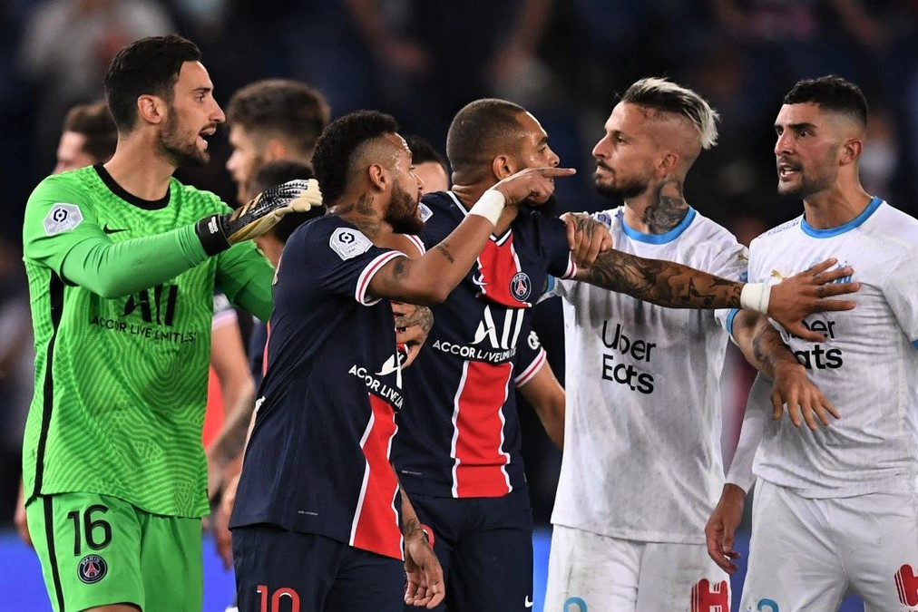 ޕީއެސްޖީ އާއި މާސޭ ބައްދަލުކުރި މެޗުގެ ތެރެއިން: މި މެޗުން މާސޭ މޮޅުވީ 1-0 ން