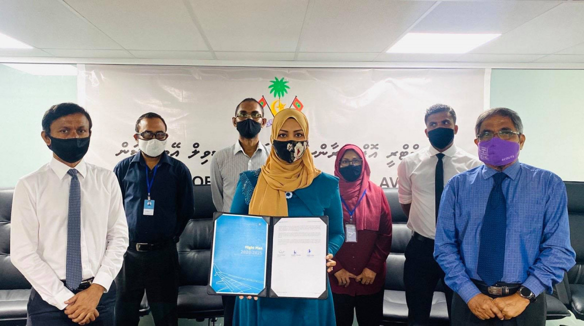 މި ސްޓްރެޓެޖިކް ޕްލޭންގައި ސޮއިކުރި ރަސްމިއްޔާތުގެ ތެރެއިން