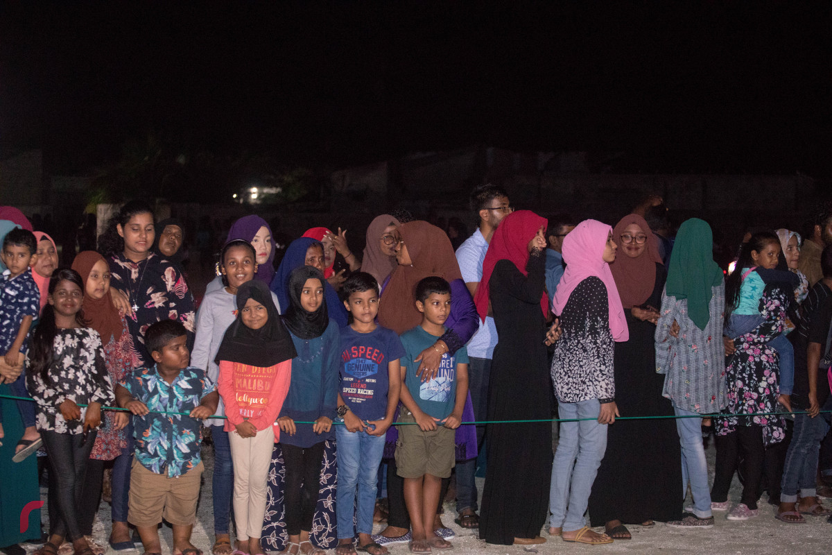 10 އޯގަސްްޓް 2019/ ހއ.ހޯރަފުށި -އީދު ފާހަގަ ކުރުމުގެ ހުއްދަ ހޯދާ، ހުއްދަ ލިބުމަށްފަހު ދެން އޮތީ އީދު ބަޑި ރޯކުރުމެވެ.-- ފޮޓޯ: ޝުއައިބް މުހައްމަދު