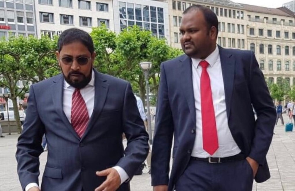 ޓުއަރިޒަމް މިނިސްޓަރ އަލީ ވަހީދު (ކ) އަދި ޖޭޕީގެ ލީޑަރު ގާސިމް އިބްރާހިމް (ވ)