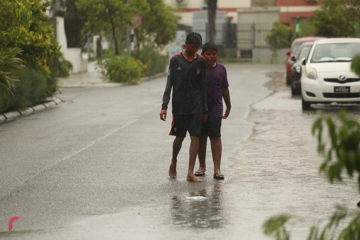 04 ޖޫން 2019 -- ފެން ކުޅި ކުޅެމުންދާ ބައެއް މަންޒަރުތައް، ހުޅުމާލެ ފަތާ ޓްރެކް ސަރަހައްދު-- ފޮޓޯ: ޝުއައިބް މުހައްމަދު