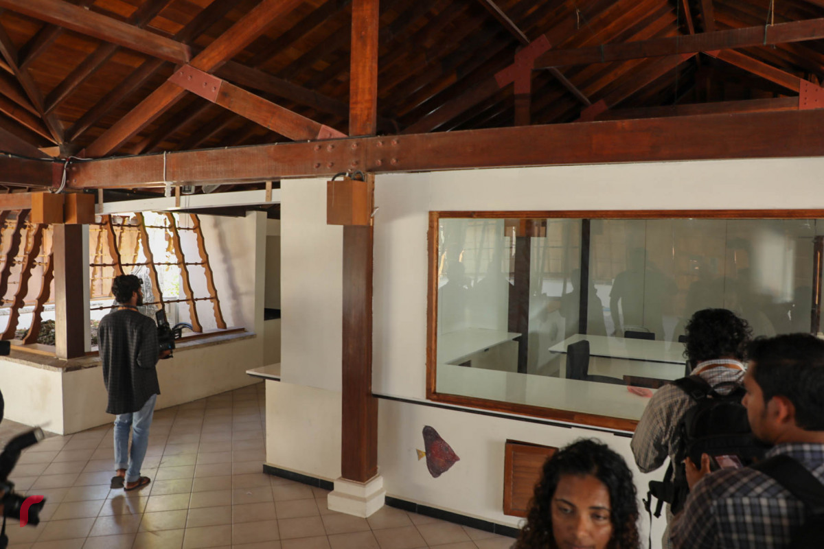 ފުރަތަމަ އައިސޮލޭޝަން ފެސިލެޓީ "ފަރުކޮޅުފުށި މީޑިޔާތަކައް ދައްކާލުން --- ފޮޓޯ: ޔޫސުފް ސޮފްވާން