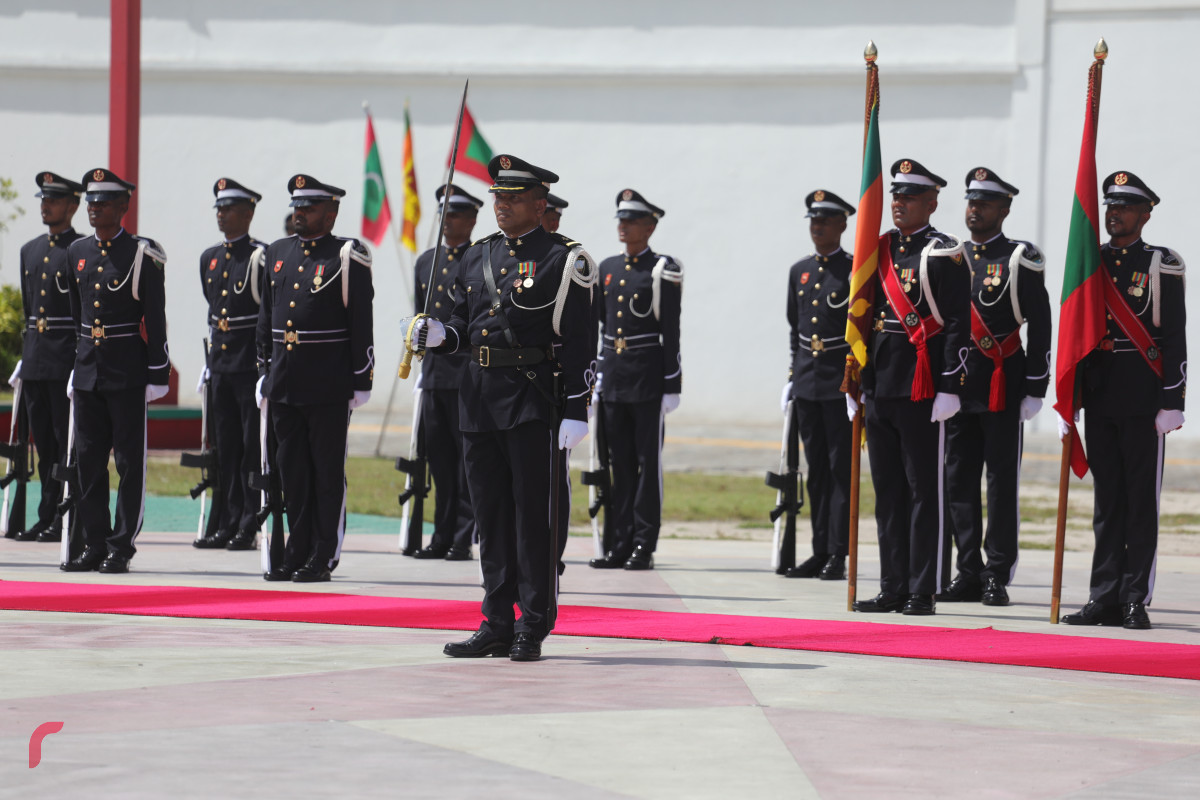 2 ސެޕްޓެމްބަރ 2019 --ބޮޑުވަޒީރު ރަނިލް ރަނިލް ވިކްރަމަސިންހަ އަށް މަރުހަބާ ދެންނެވުމުގެ ހަރަކާތްތައް ރަސްމީ ފާލަމުން-- ފޮޓޯ: ޝުއައިބް މުހައްމަދު