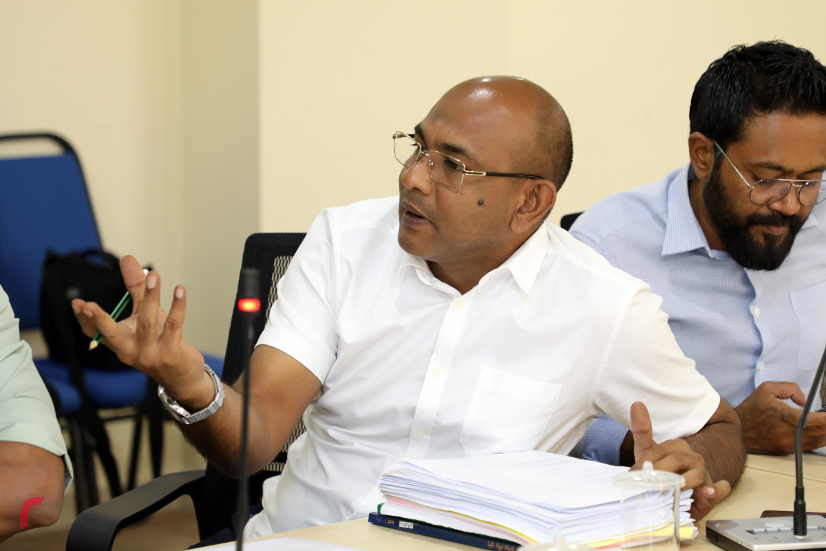 ލާމަރުކަޒީ ކޮމެޓީގެ ބައްދަލުވުމުގެ ތެރެއިން -- ފޮޓޯ: ޔޫސުފް ސޮފްވާން