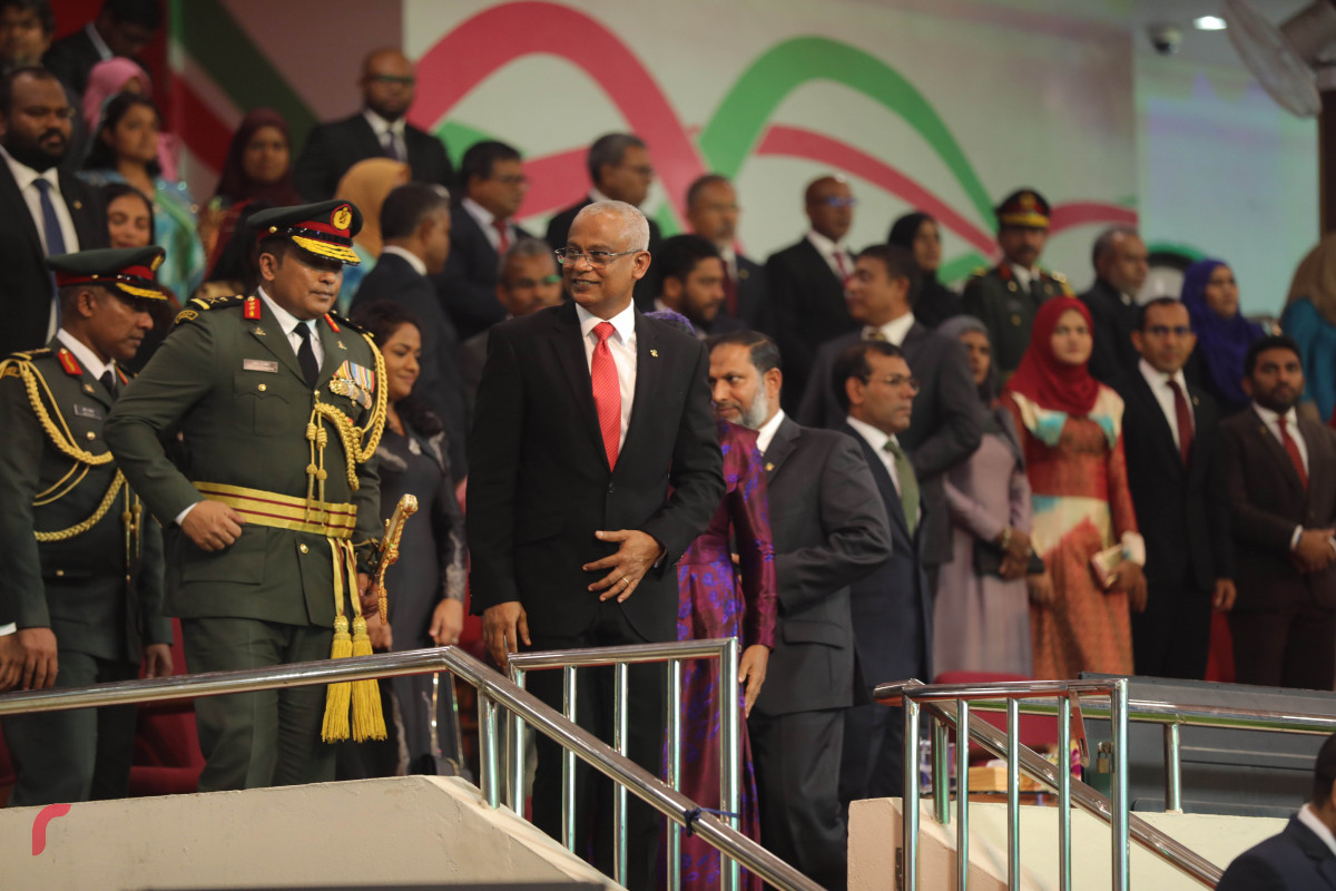 26 ޖުލައި 2019 --މިނިވަން ދުވަހުގެ ރަސްމީ ޕެރޭޑުގެ ހަރަކާތްތައް، ގަލޮޅު ދަނޑުގައި ބޭއްވި ޕެރޭޑް ޝަރަފްވެރި ކޮށްދެއްވީ ރައީސުލް ޖުމްހޫރިއްޔާ އިބްރާހިމް މުހައްމަދު ސޯލިހް-- ފޮޓޯ: ޝުއައިބް މުހައްމަދު