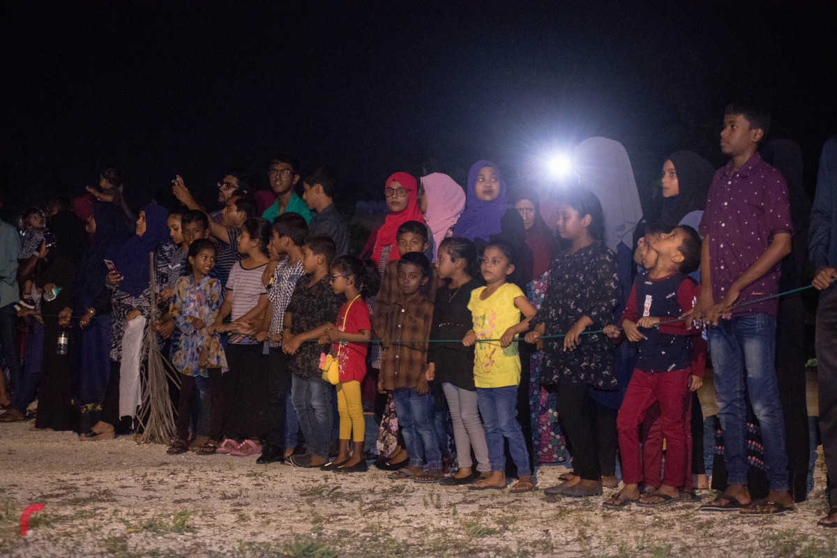 10 އޯގަސްްޓް 2019/ ހއ.ހޯރަފުށި -އީދު ފާހަގަ ކުރުމުގެ ހުއްދަ ހޯދާ، ހުއްދަ ލިބުމަށްފަހު ދެން އޮތީ އީދު ބަޑި ރޯކުރުމެވެ.-- ފޮޓޯ: ޝުއައިބް މުހައްމަދު