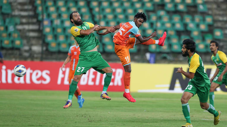 ޗެންނާއި އާއި މާޒިޔާ ބައްދަލުކުރި މެޗުގެ ތެރެއިން