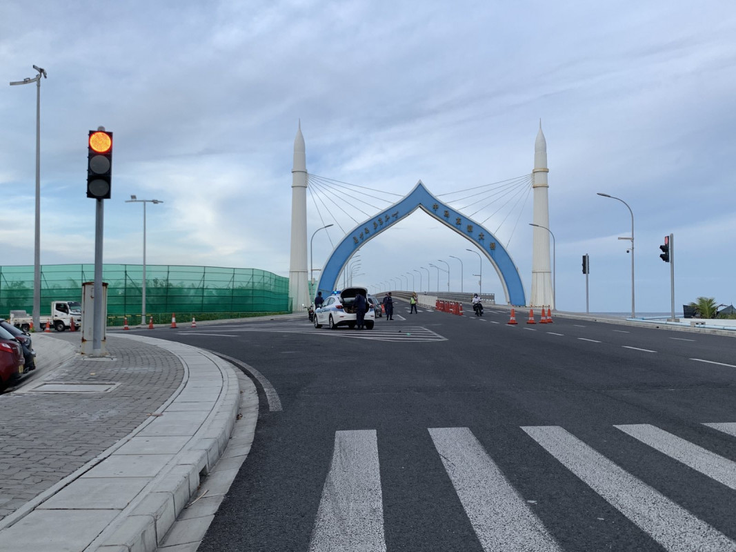 ސިނަމާލެ ބްރިޖްއާއި މާލެ ބޭރު މަގު