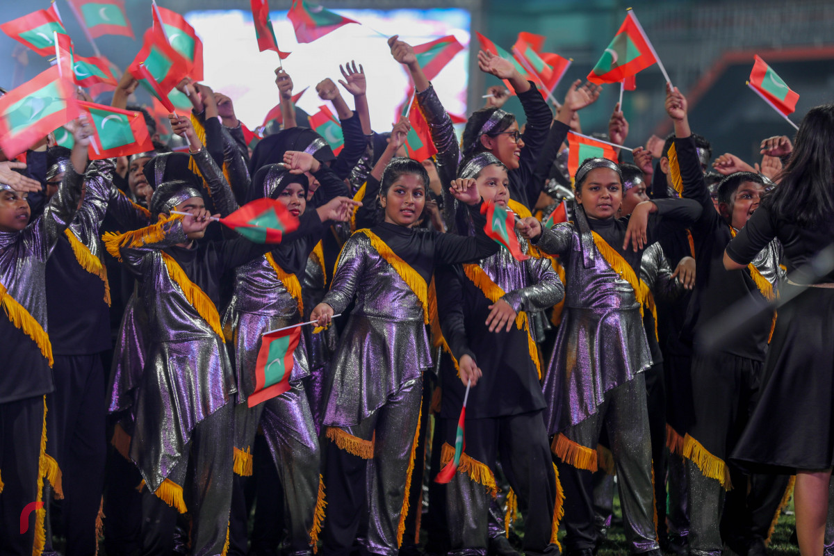 26 ޖުލައި 2019 --މިނިވަން ދުވަހުގެ ރަސްމީ ޕެރޭޑުގެ ހަރަކާތްތައް، ގަލޮޅު ދަނޑުގައި ބޭއްވި ޕެރޭޑް ޝަރަފްވެރި ކޮށްދެއްވީ ރައީސުލް ޖުމްހޫރިއްޔާ އިބްރާހިމް މުހައްމަދު ސޯލިހް-- ފޮޓޯ: ޝުއައިބް މުހައްމަދު