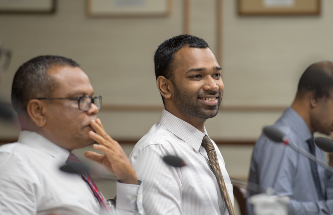 ދިވެހިރާއްޖޭގެ ބިމާބެހޭ ގާނޫނަށް އިސްލާހު ހުށަހެޅުއްވީ ގަލޮޅު ދެކުނު ދާއިރާގެ މެންބަރު، މީކާއީލް ނަސީމް