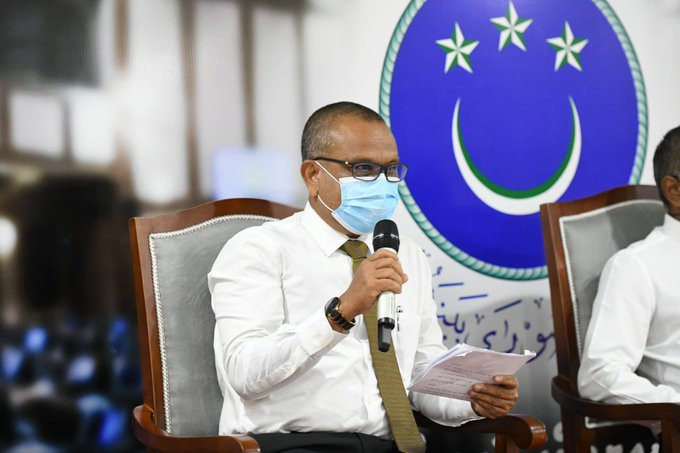 ހިތަދޫ ދެކުނު ދާއިރާގެ މެމްބަރު އަހުމަދު ރަޝީދު