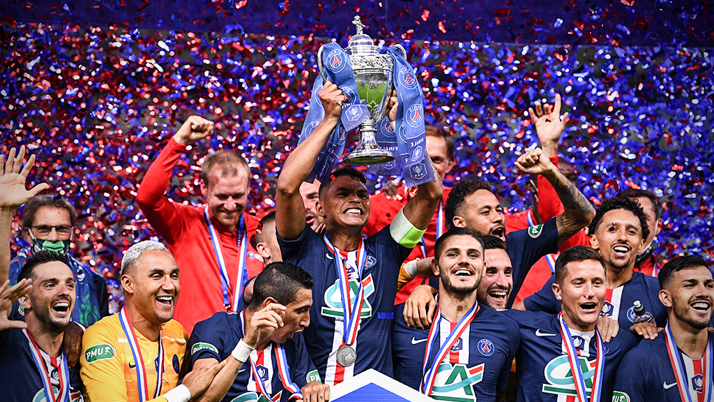 މިދިޔަ ސީޒަނުގެ ފްރެންޗް ކަޕުގެ ޗެމްޕިއަންކަން ހޯދި ޕީއެސްޖީ ޓީމު