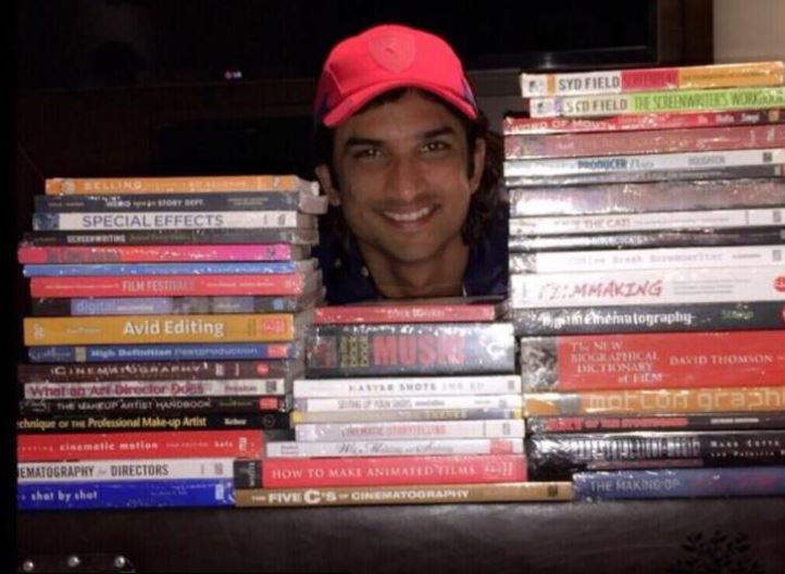 ރާޖް ކުމާރު ހިރާނީ ދިން 21 ފޮތްތަކާއި އެކީ ސުޝާންތު