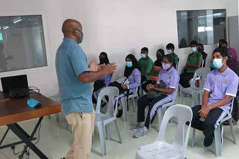 މަސްވެރި ޒުވާނުންނަށް އަމާޒުކޮށްގެން ފިޝަރީޒް މިނިސްޓްރީން ކުރިއަށް ގެންދިޔަ ވެބިނާގެ ތެރެއިން