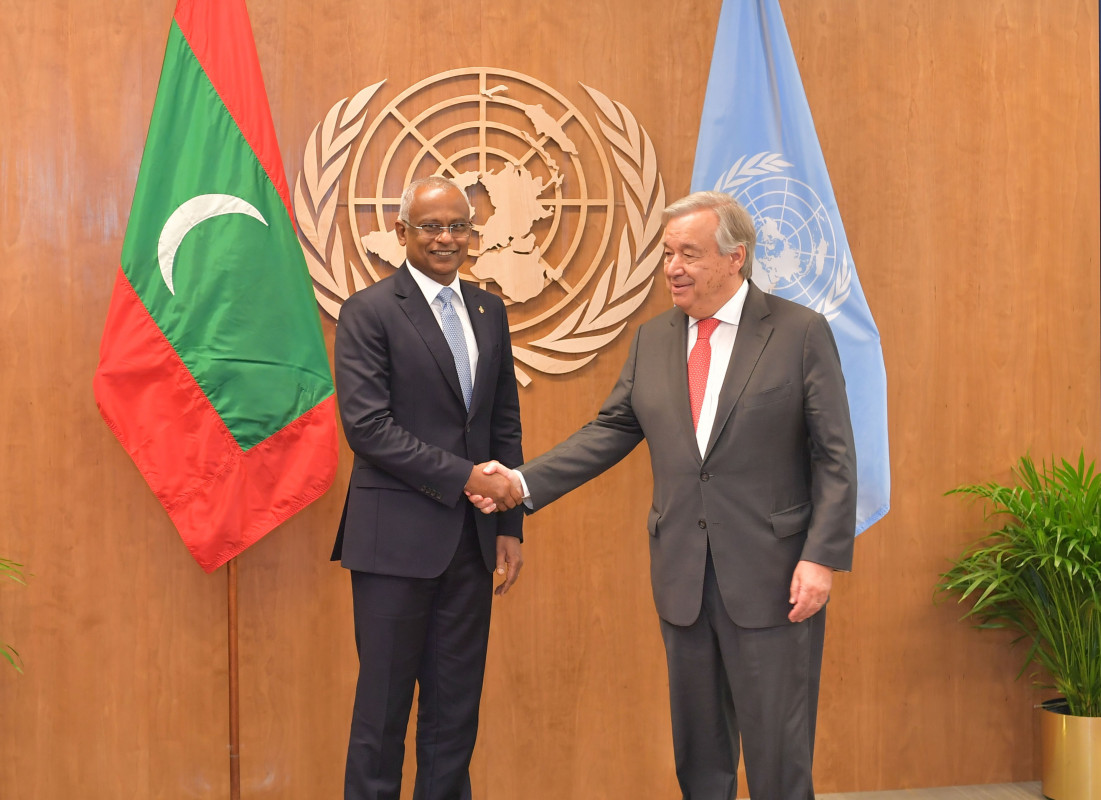 އ.ދ. ގެ ސެކްރެޓަރީ ޖެނެރަލް އެންޓޯނިއޯ ގުޓާރޭޒްއާ ރައީސް ސޯލިހް ސަލާމް ކުރައްވަނީ